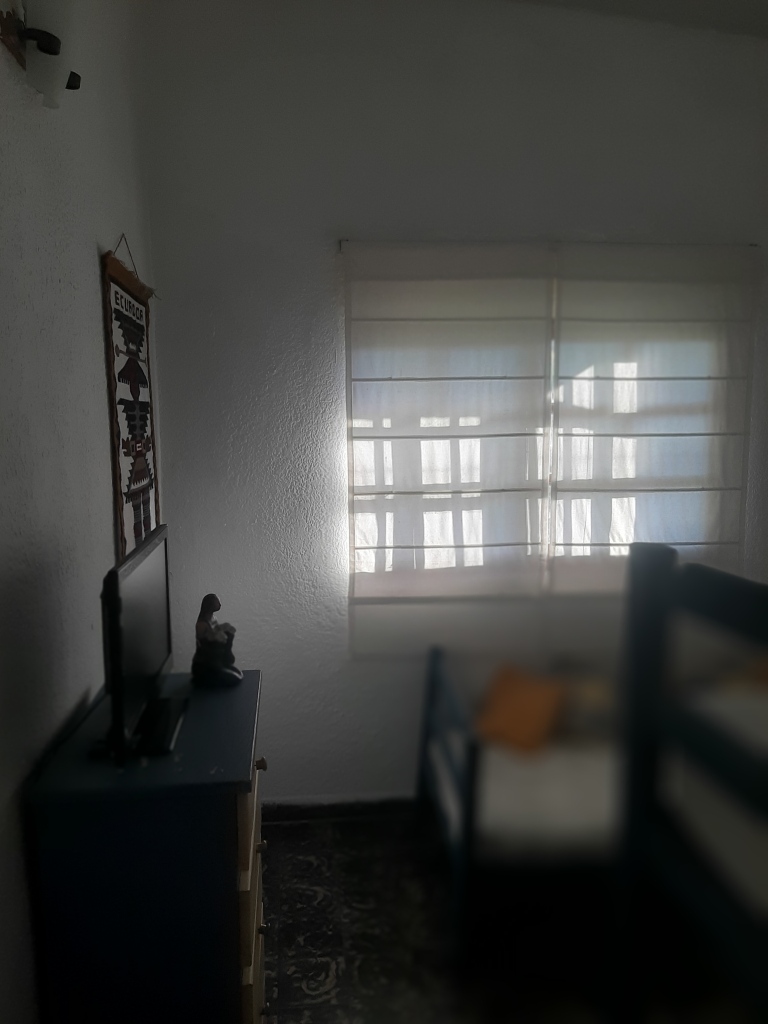 COMODA FINCA  CON AMPLIO FONDO